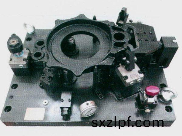 製動器(qi)底闆液壓裌具